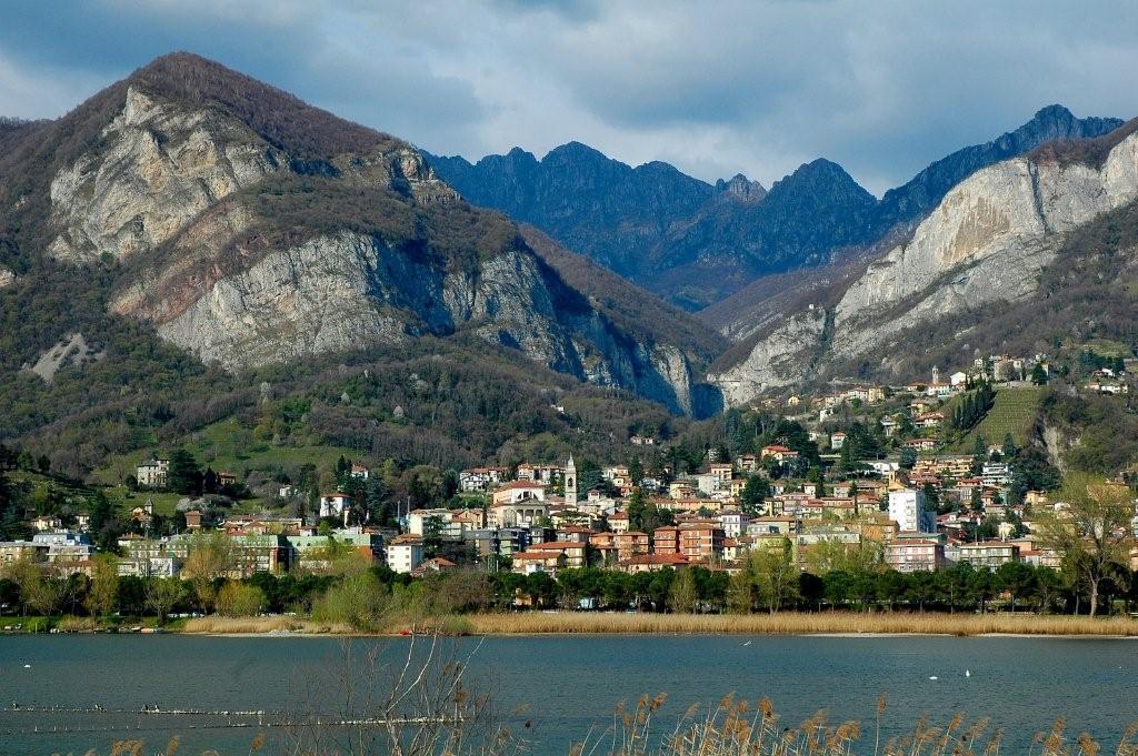 Hotel Locanda Mel Calolziocorte Luaran gambar