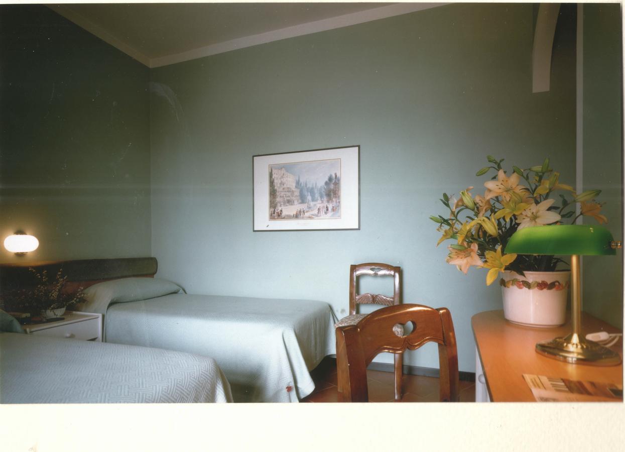 Hotel Locanda Mel Calolziocorte Luaran gambar